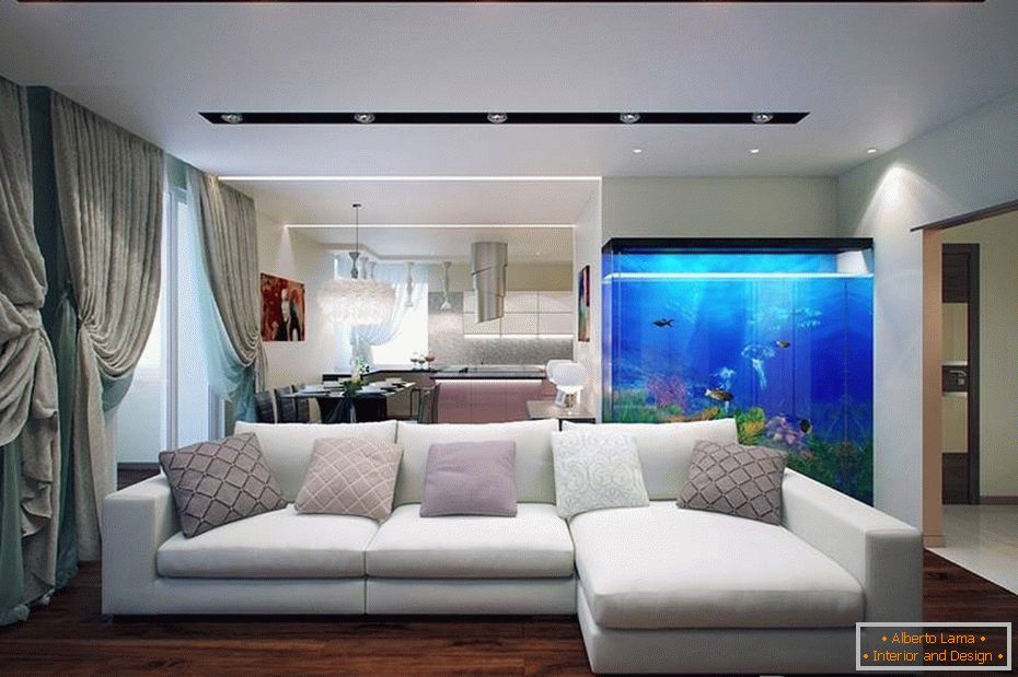 Lep notranjost dnevne sobe z akvarijem