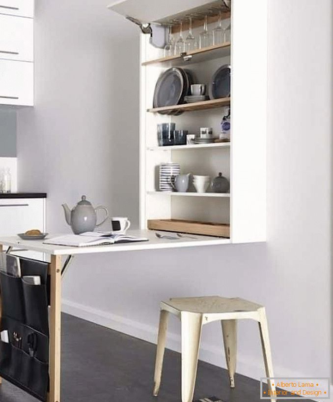 Shranjevanje prostora v kuhinji z zložljivo mizo