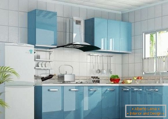 Dizajn kotiček kuhinja v zasebni hiši - fotografija v modri barvi