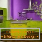 Dizajn elegantne zelene in vijolične kuhinje