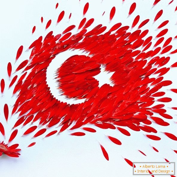 Zastava Turčije iz lističev cvetja