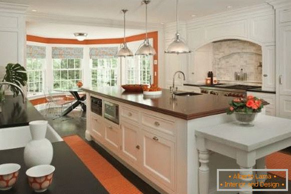 Kuhinja Acker v oranžni barvi