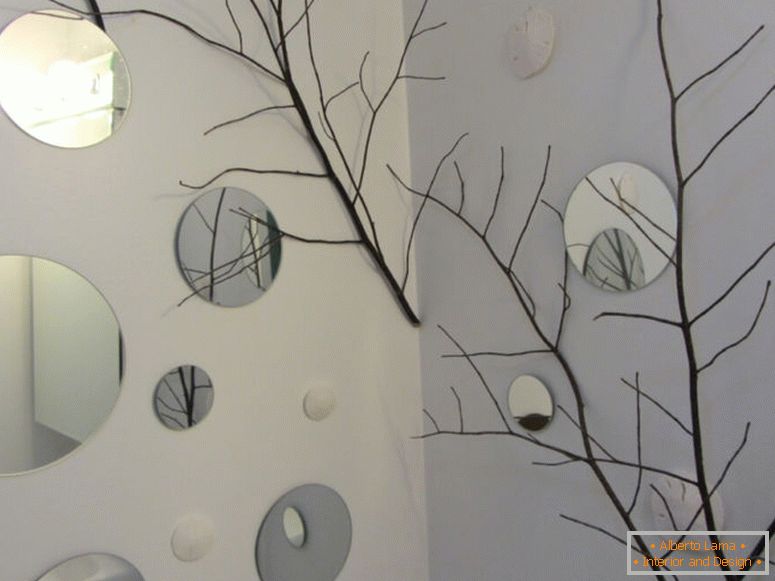 okrašen-mala okrasna okrogla stena-zrcala-z-dekorativno-drevesa-debla-dekor-fotografije-sveže-pri-idej-galerija-okrogla ogledala-zidni dekor