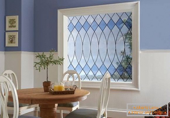 Lepa okna - fotografije okrasne steklene dekoracije