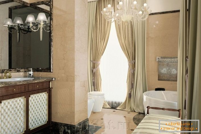 Plemenito dekoracijo kopalnice v slogu neoklasicizma poudari ustrezno pohištvo.