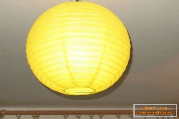 Kitajska papirna luč - stropna svetilka z lastnimi rokami