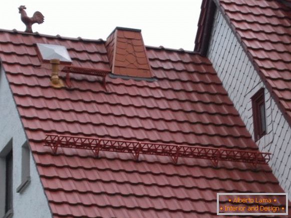 Naprava strehe iz fotografije iz kovinske plošče 2