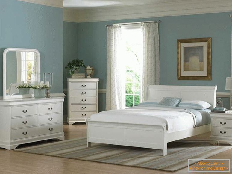 bela-spalnica-pohištvo-design