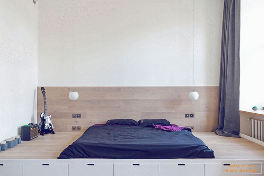 Prvotna postelja v enosobnem apartmaju