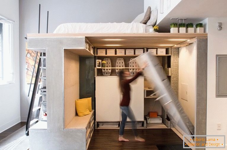 Zložljiva postelja v majhnem stanovanju