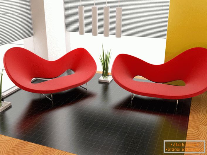 Zanimive svetle fotelje bizarne oblike za oblikovanje v slogu avantgarde. 