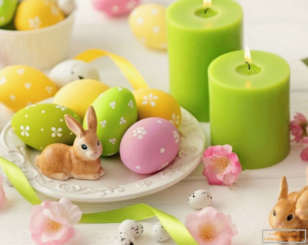 Velikonočna jajca in dekor
