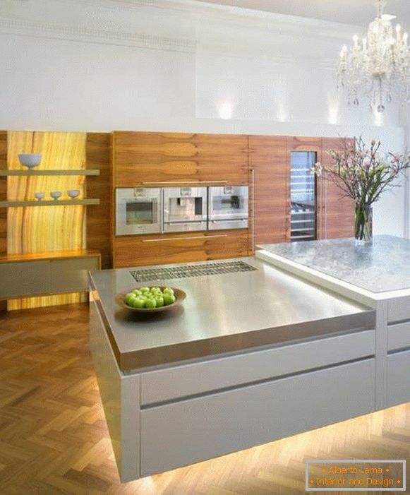 Luksuzen lestenec za kuhinjo in LED razsvetljavo za omare