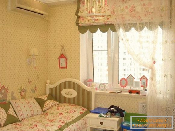 romanske žaluzije v otroški sobi za dekle, fotografija 16
