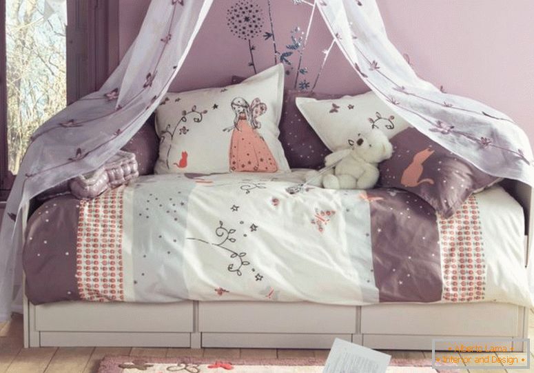 lepo-sofas-vijolična-baby-soba-postelja-da-se-se nanašajo-na-leseni-tla-can-add-the-lepote-znotraj-moderne-house-design-ideje, zdi-lepo-1200x838