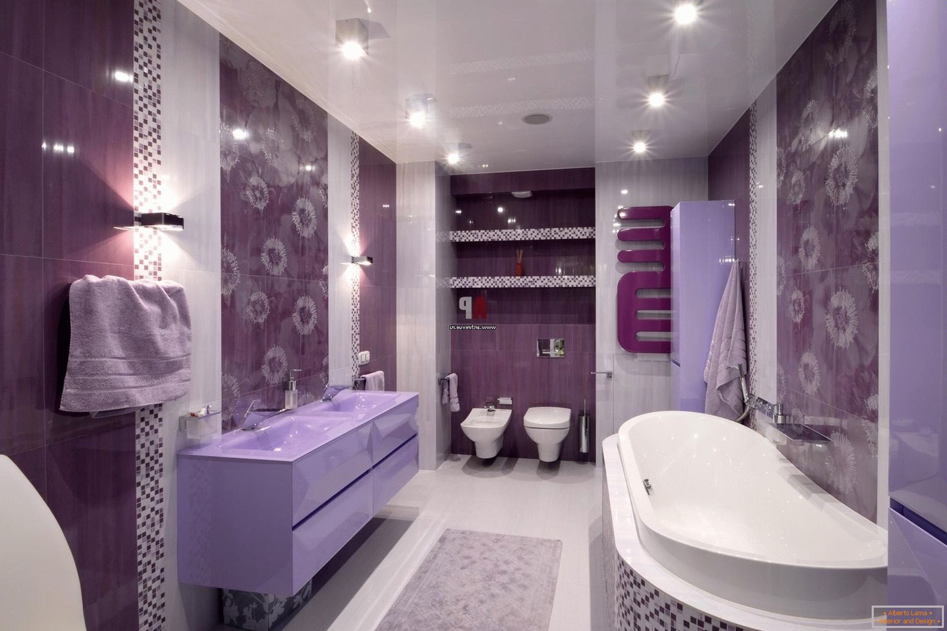 Luksuzen dizajn kopalnice v cvetovih lila