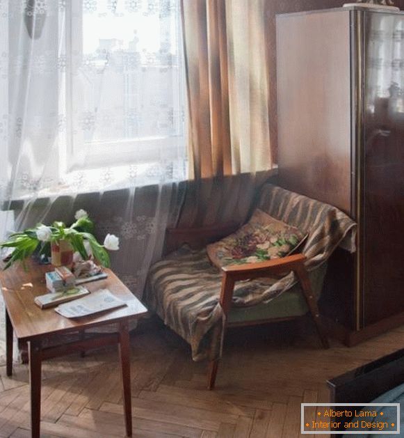 Pohištvo iz Sovjetske zveze v notranjih prostorih