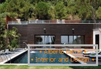 Moderna arhitektura: elegantna zasebna hiša na sredozemski obali v Španiji