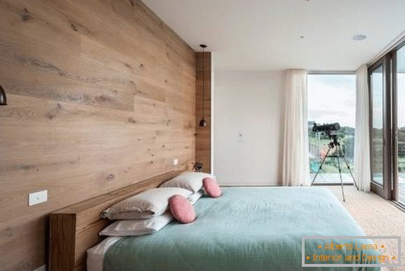Okrasite stene z drevesom - fotografijo sodobne spalnice