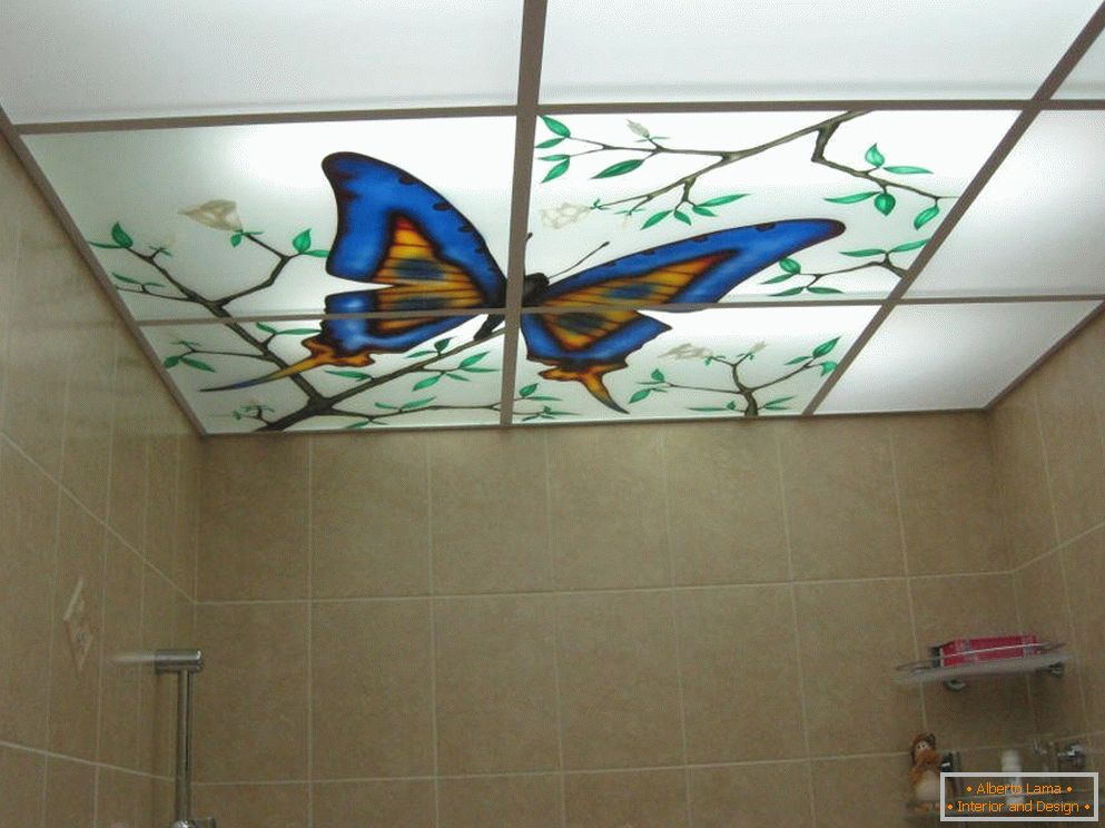 Lažni strop v kopalnici