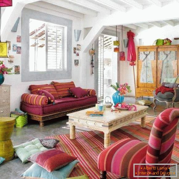 Stil bohos eleganten v notranjosti dnevne sobe - 10 oblikovalskih idej
