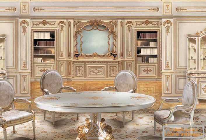 Projektni projekt v baročnem slogu za veliko dnevno sobo. Leseni stoli in miza so izdelani v enem stilu.