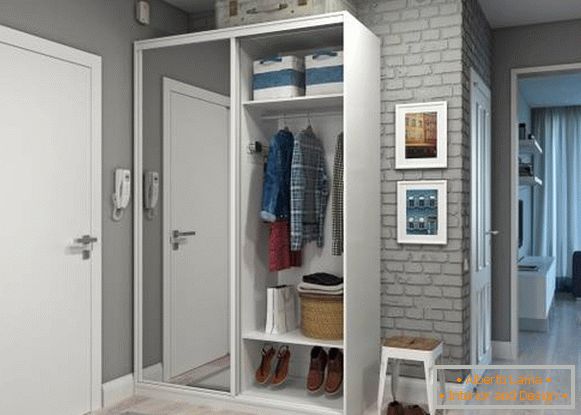 Majhen garderobni prostor na hodniku - ideje za oblikovanje fotografij za stanovanje