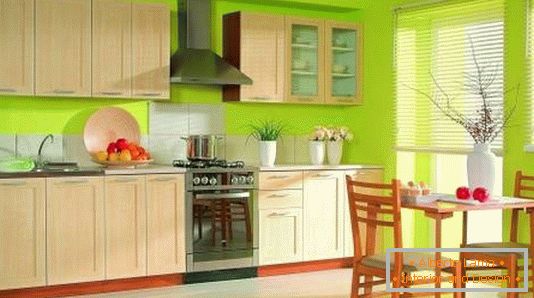 Dizajn kuhinje v svetlo zeleni barvi