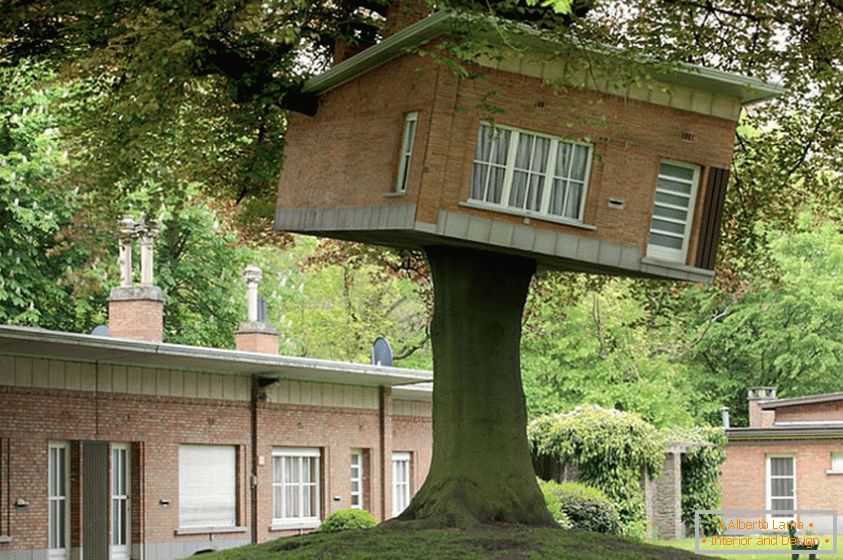 Senior Center Turned Treehouse (Gent, Belgija)