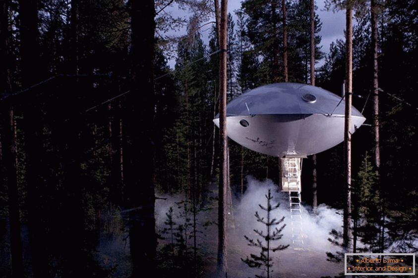 UFO Treehouse (Švedska)