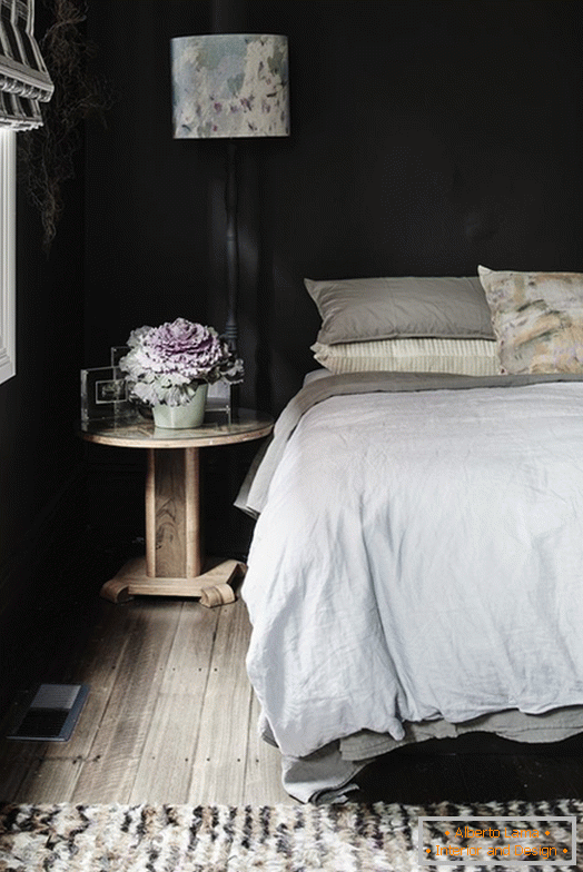 posteljni tekstil, starinsko pohištvo