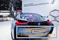 BMW je napovedal približno ceno dolgo pričakovanega hibridnega avtomobila i8