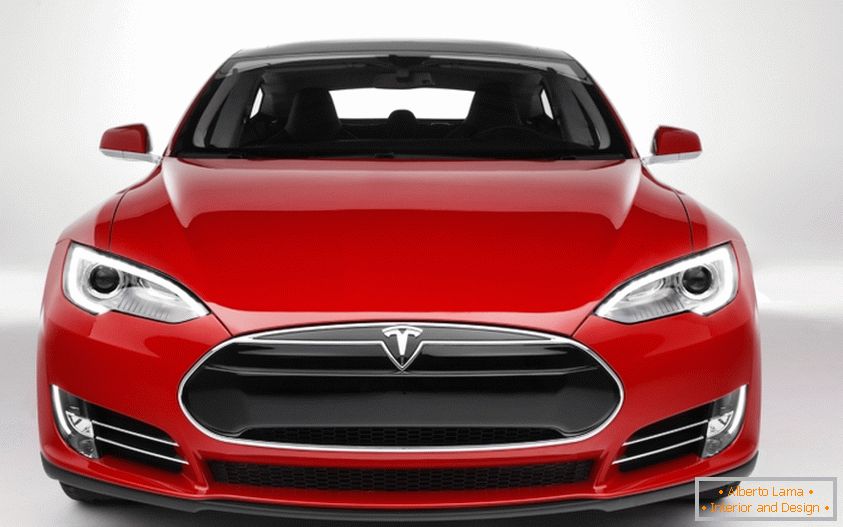 Oblikovanje кузова Tesla в красном