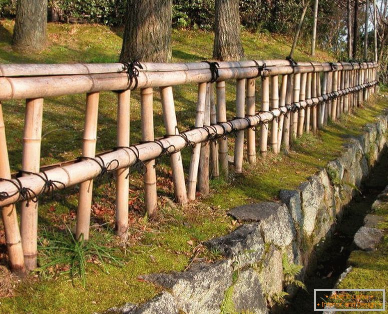 Lepa ograja iz bambusa