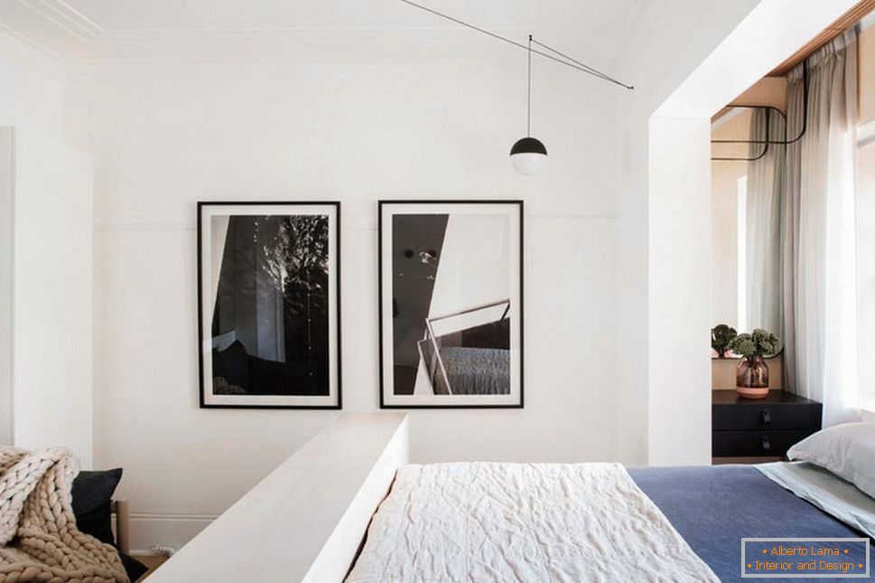 Notranjost majhnega stanovanja v Sydneyju - спинка-подставка