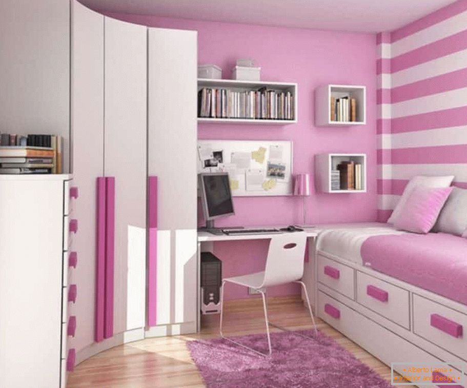 Rožnata in bela soba za dekleta