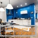 Ločitev kuhinje in dnevne sobe z razsvetljavo
