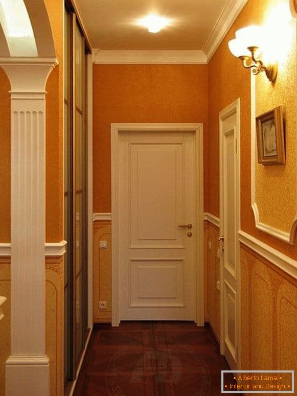 Majhen hodnik v klasičnem slogu