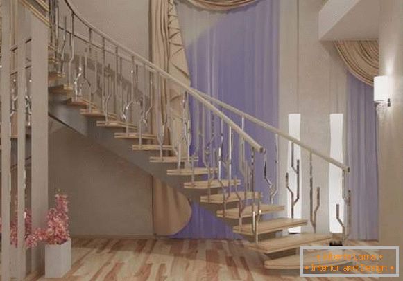 Ideja o dizajnu hodnika s stopniščem v notranjosti zasebne hiše