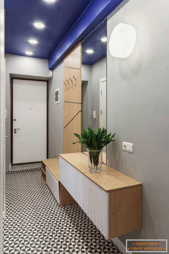 ozek dizajn hodnika v idejah stanovanja, foto 35