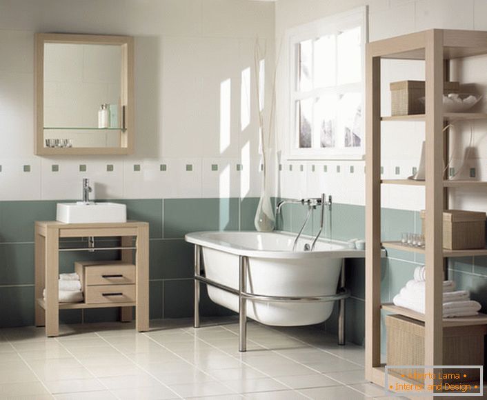 Pohištvo iz lesa - odlična rešitev za kopalnico v slogu Art Nouveau. Svetle barve pomagajo sprostiti in sprostiti gostitelje in njihove goste.