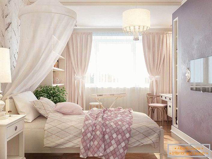 Soba za malo princeso. Baldahin, izdelan iz bele svetlobe, prosojne tkanine, bo otrokov spanec še bolj udoben.