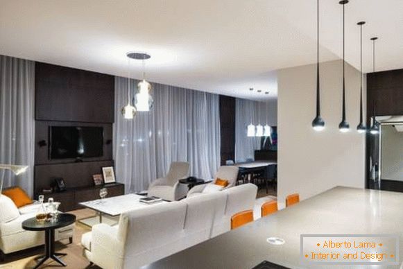 High-tech slog v notranjosti apartmaja
