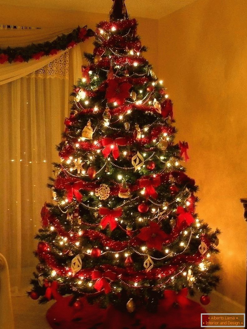 Božično drevo z venci