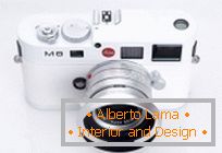 Коллекционный фотоаппарат Leica M8 posebna izdaja bela različica