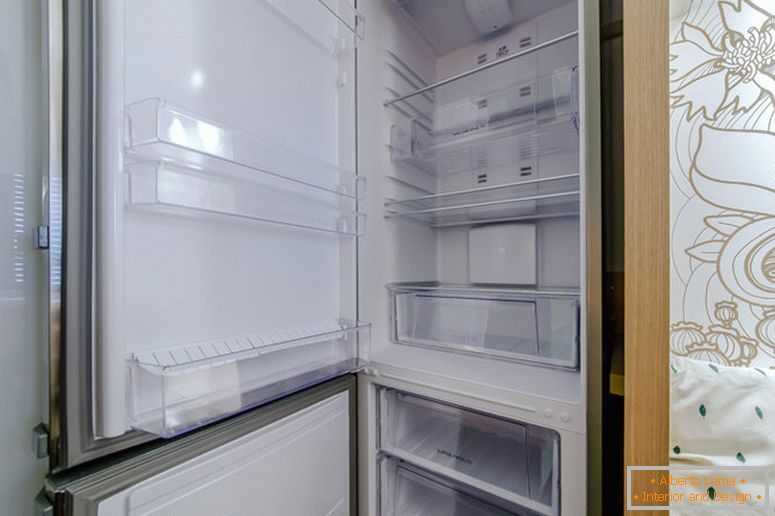 Moderni hladilnik