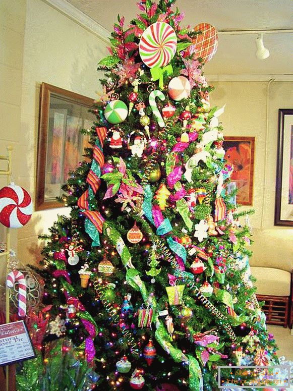 Božično drevo dekoracijo