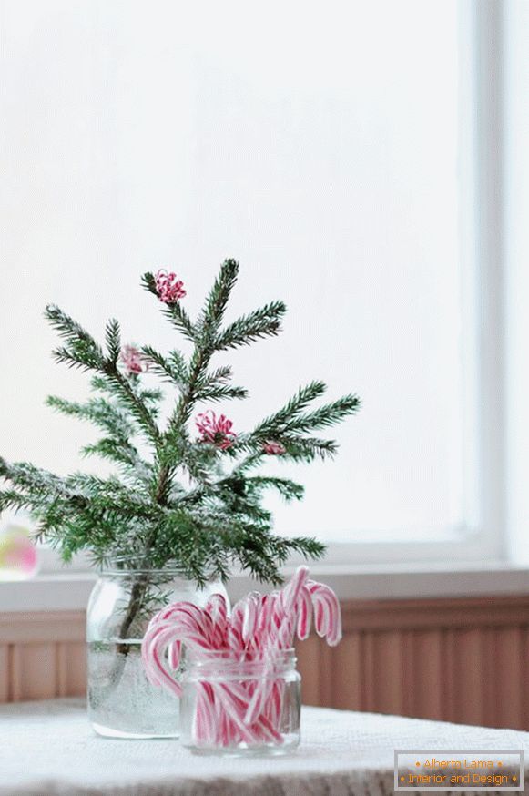 Kreativna ideja o okrasitvi božičnih dreves