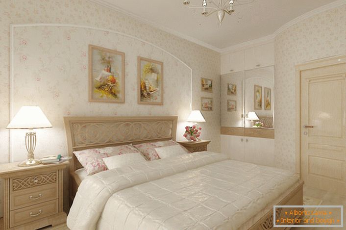 Spalnica suite v slogu romantike.