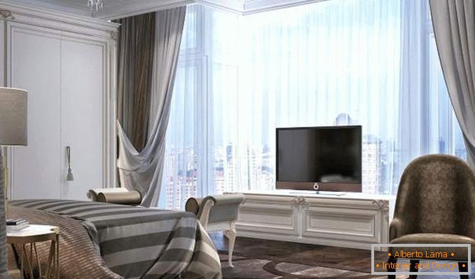 Zasnova spalnice v apartmaju s panoramskimi okni - notranja fotografija